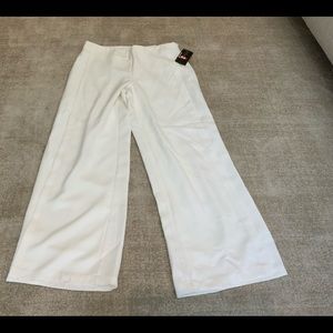 NEW CARTISE WHITE FULL LEG DRAPED LEG PANTS